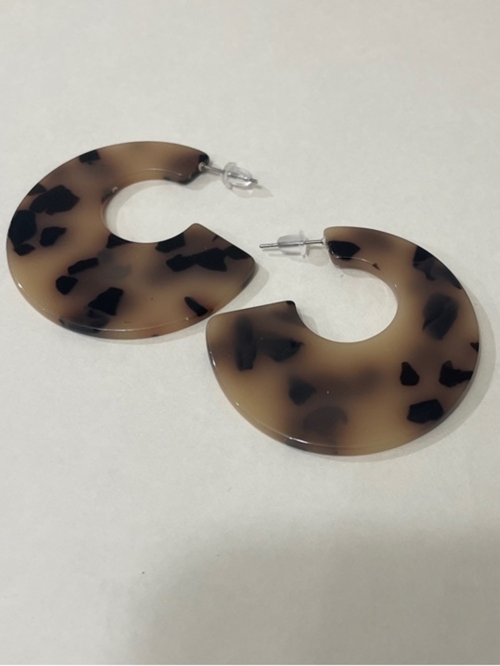 🍂 Tortoiseshell Resin Hoop Earrings - Brown/Black